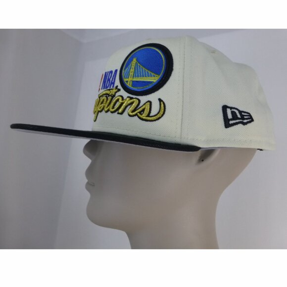 Golden State Warriors New Era 2022 NBA Champions Locker Room Snapback Hat - Picture 12 of 15